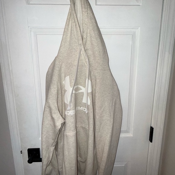 Under Armor sweatshirt - Picture 2 of 3